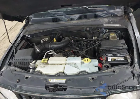 2010 Jeep Liberty Sport from USA, damaged, VIN 1J4PN2GK4AW167196